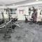 "Pacos Depa" Habitación privada en Depa compartido en el Centro Histórico con alberca y gimnasio!