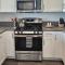 1 Bedroom, Big Spacious Condo near LAX Beaches