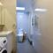 Sunny Apartment in Surry Hills