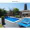 The Old Mill, 7 storey,, dog friendly outdoor pool & bbq - Stoke Ferry