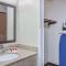 Days Inn & Suites by Wyndham East Flagstaff
