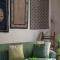 Old Bridge large and unique artful apartment with elevator - Флоренція