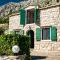 Dalmatian stone villa with heated pool