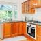 Serene 4Bed2Bath House w Parking Near Mornington Peninsula