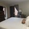 The Stables Inn & Suites - Salem
