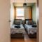 Newley Decorated Central Maidstone Flat, Sleeps 4
