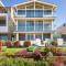 Manhattan Beach as your Backyard The Strand
