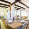 Walk to beach, quiet location - 2 night minimum stay