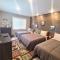 Stunning Lake Home w arcade and huge deck - Portage