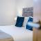 The Windmill Suite - Long Term Discounts, Fast Wifi, Groceries, Up to 6 People