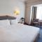 Rosedale Hotel & Suites Guangzhou - Free Shuttle Bus to Canton Fair