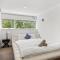 Luxury spacious 3-bedroom Suite on exclusive Lansell Rd, Toorak - Мельбурн