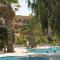 Kings Palace - superb 2 bed ground floor apartment