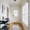 The Commodore - Stunning Vandy Home, Walk To It All - Nashville