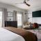 The Commodore - Stunning Vandy Home, Walk To It All - Nashville