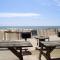 Beachfront, Newly Renovated at Aqua Vista