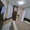 Apartamento FRENTE PARA 0 MAR - PÉ NA AREIA - 3 SUITES COM AR CONDICIONADO, 2- VAGAS PARA CARROS MÉDIOS OU PICK UP E CARRO PEQUENO - FINAMENTE DECORADO - PRAIA DO MORRO-INTERNET -WI-FI -TV COM SERVIÇOS DE DISNEY PLUS - NETFLIX -HBO MAX -STAR MAX - - Guarapari