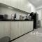 JBH Family Suite for 6pax King/Queen/Single/Sofa - 吉隆坡