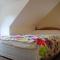 Clift Guest House
