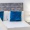 The Axium Suite- Free Parking, Near Station, City Center, Fast Wifi, up to 6 People!