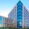 The Axium Suite- Free Parking, Near Station, City Center, Fast Wifi, up to 6 People!
