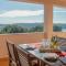 Lovely apartment overlooking the sea - MORE