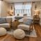 Renovated Downtown Apartment - B