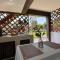 Luxe Nan Twin Bed Room