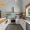 New Barndo/Kayak Launch/ 2 Private Hot Tubs - Stanton