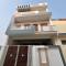 SG Home Stay ( Private 2Bedroom Kitchen Toilet Units) - Ayodhya