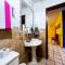 Casa Revolucion: 2BR/2Ba Casita close to downtown with private parking