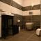 Mathias Airport Residences & Therme-Self Check-in - 奥托佩尼