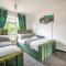 *RA26S* For your most relaxed & Cosy stay + Free Parking + Free Fast WiFi * - Adel