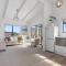 Beverley Hills Cottage