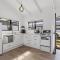 Beverley Hills Cottage