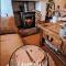 Brynglas Cottage with Hot Tub, Anglesey. - Llanfachraeth