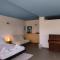 LIOFYTO - Stylish Villa with views to Foinikounda bay downstairs studio