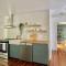 New, Modern, 3 bed/3 bath Apt, 10 miles to DC! - Фоллс-Черч