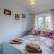 3 Bed in Wroxham 78708 - Honing