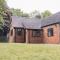 Detached homely bungalow with open fireplace - Priors Marston
