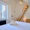 Two bedroom house with courtyard, quiet