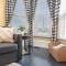 Beautiful downstairs 1bed 1bth charmer- Pet Friendly