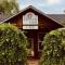 Country Charmer Single Story Cottage Pet Friendly - Loomis