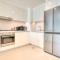 Downtown - 2BR Apartment with Burj Khalifa View - 迪拜