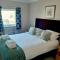 Your Space Apartments - Market Rise
