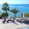Villa Sunrise first line in Coral Bay