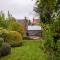 Pass the Keys Two bedroom Victoria Town house, easy walk of town