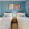 Stylish 4-Bedroom Townhouse with two large parking spaces and superfast Wi-Fi