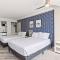 Oceanside Duo - Double Room, Water Views, Pool & Beach Access, Free Parking