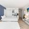 Oceanside Duo - Double Room, Water Views, Pool & Beach Access, Free Parking